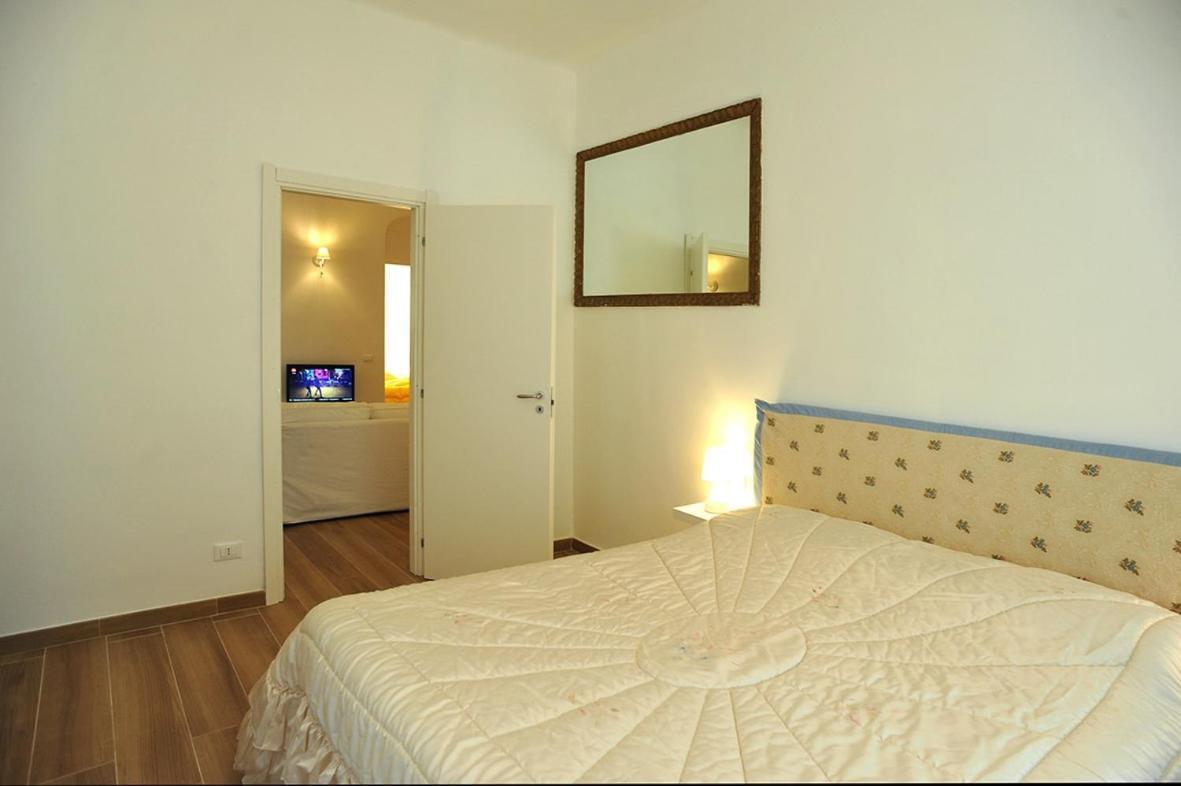 La Casa Di Enri E Nina Lägenhet Lerici Exteriör bild