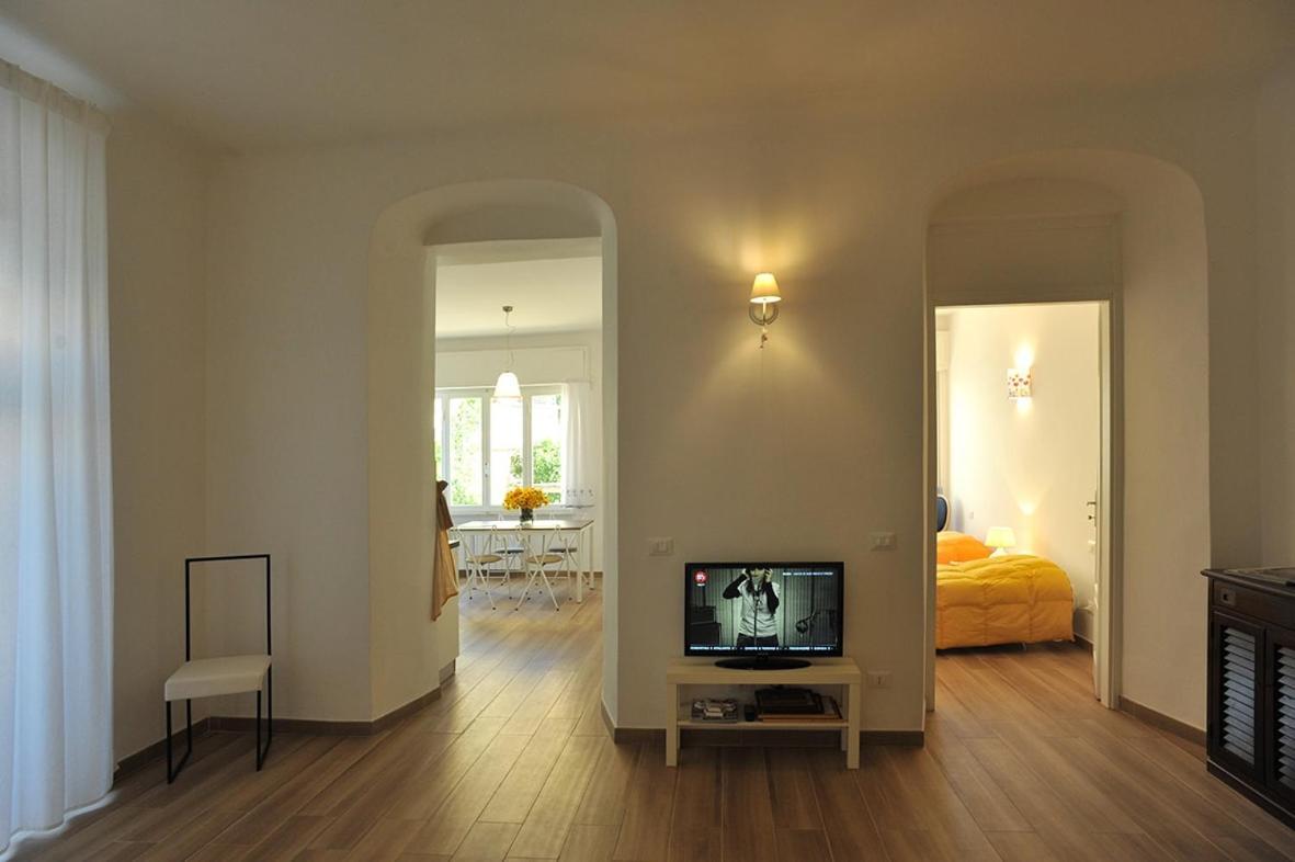 La Casa Di Enri E Nina Lägenhet Lerici Exteriör bild